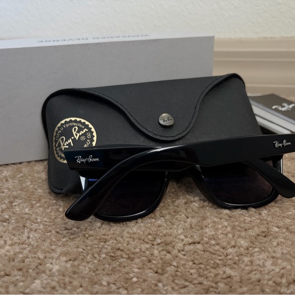 Ray-Ban Wayfarer Reverse RBR0502S - Picture 2 of 12